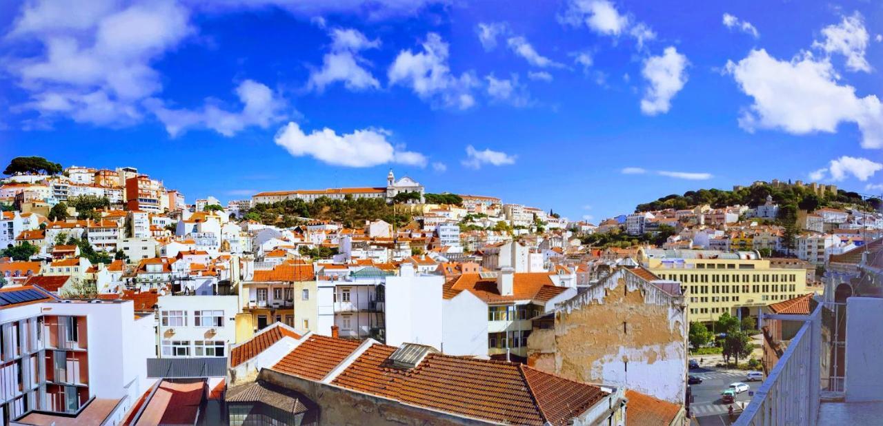 Apartment Amazing Downtown With Small Balcony With View Over The Castle Lisbon